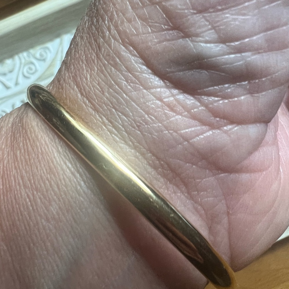 Marla Aaron 14K Yellow Gold Hard Hook Bracelet Cuff Handmade Box EUC! - Picture 15 of 16